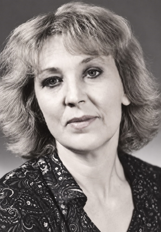 File:Aru, Ines.jpg